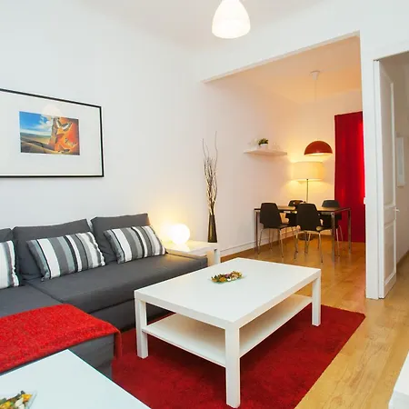 Gaudi Sagrada Familia Apartment Barcelona Room photo