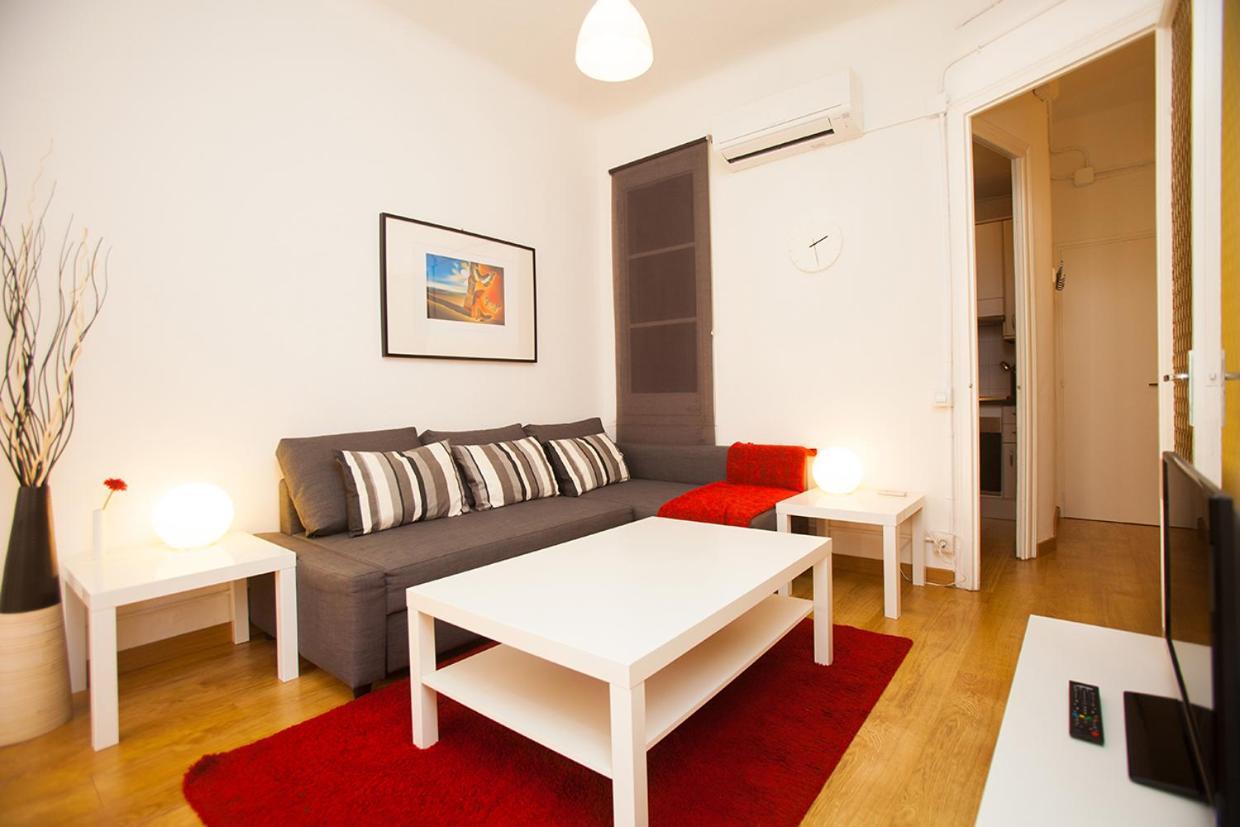 Gaudi Sagrada Familia Apartament